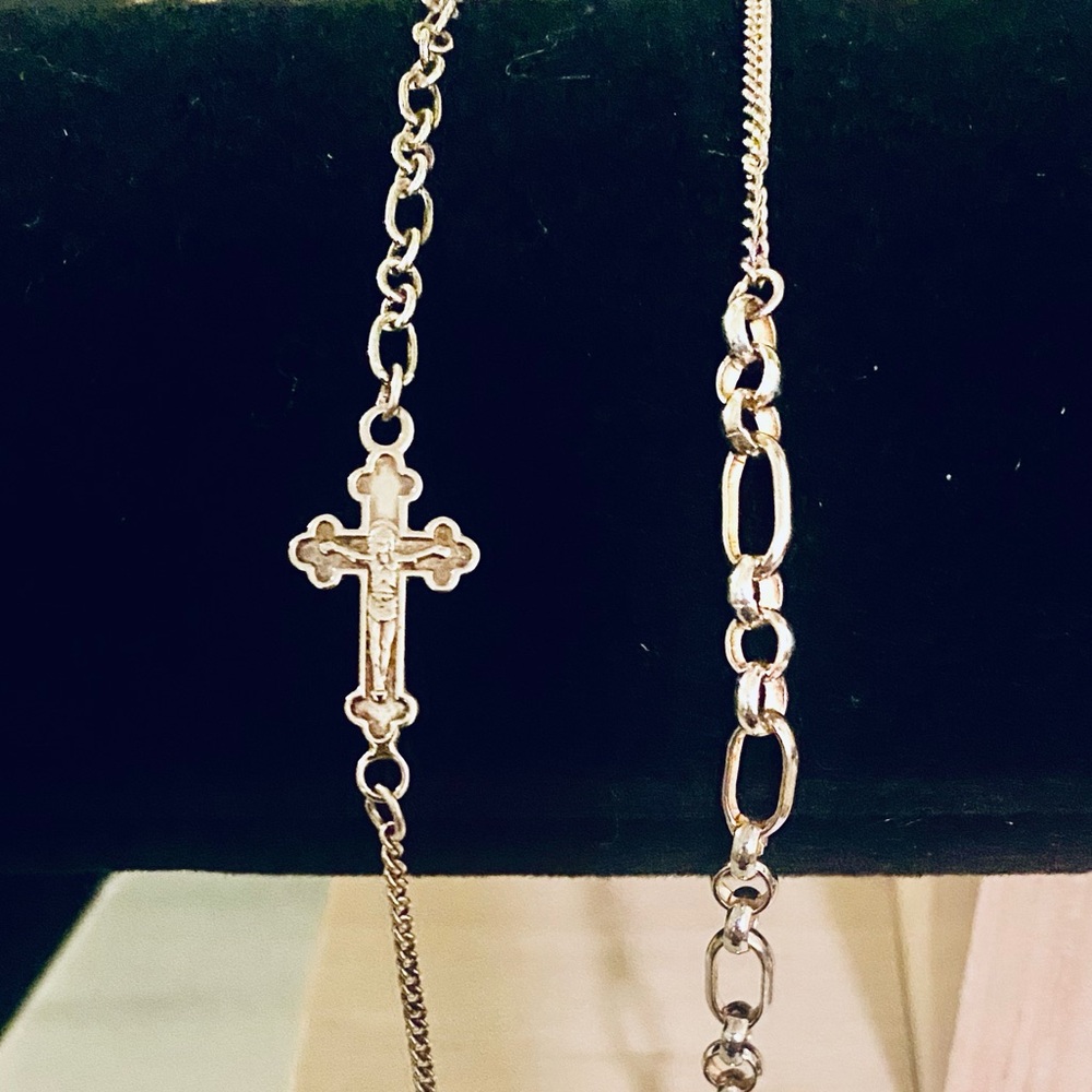 Religious Mulit Chain Design Cross Pendant Link Necklace